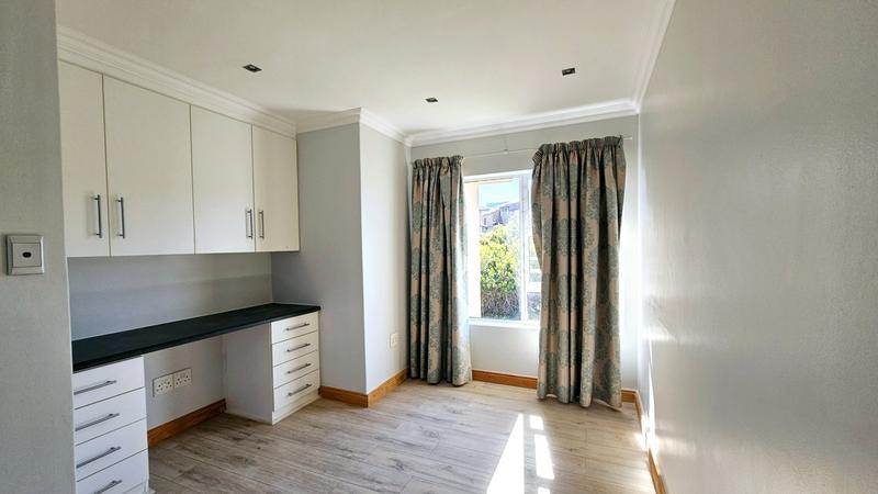 3 Bedroom Property for Sale in Dana Bay Western Cape